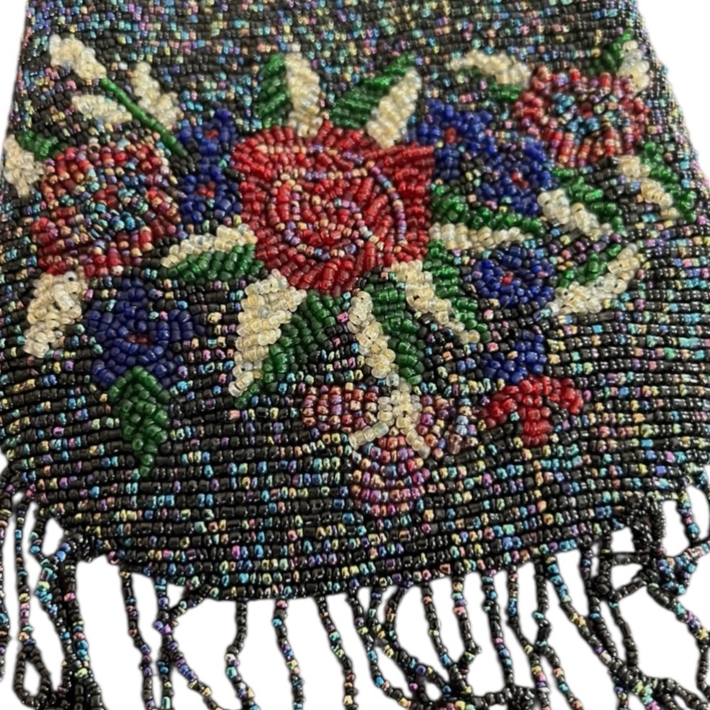 Vintage bag Black Micro Beaded Purse with Floral Design Beaded Fringe EUC - Picture 2 of 9